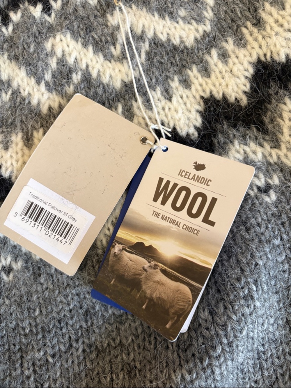 Nordic Store Traditional Icelandic Wool Sweater Medium - Picture 3 of 8